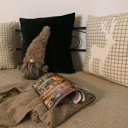 Ezuest Boroka Apartman Еґер Екстер'єр фото