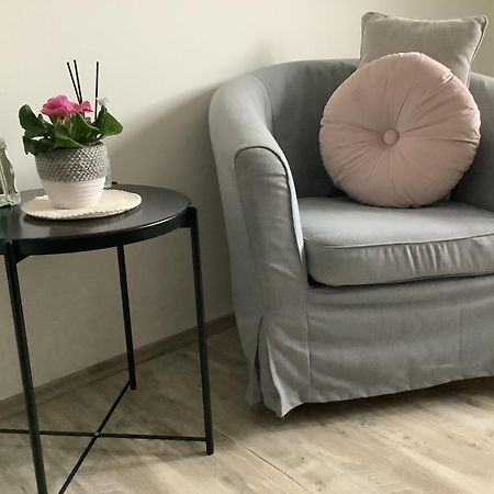 Ezuest Boroka Apartman Еґер Екстер'єр фото