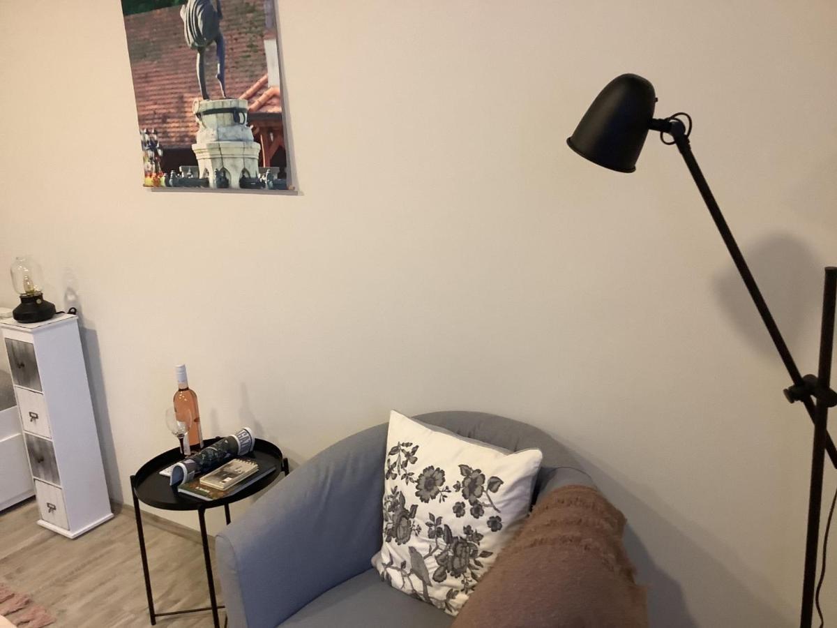 Ezuest Boroka Apartman Еґер Екстер'єр фото